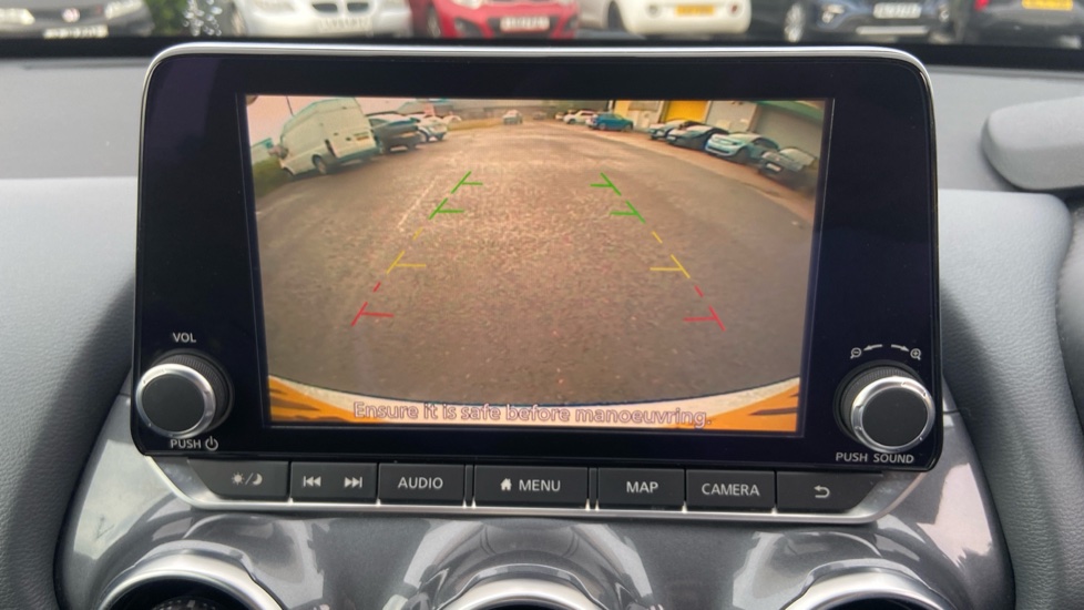Nissan Juke 1.0 DiG-T 114 N-Connecta 5dr Petrol Hatchback - Image 30