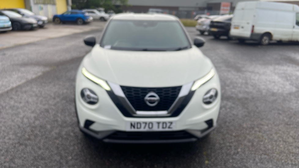 Nissan Juke 1.0 DiG-T 114 N-Connecta 5dr Petrol Hatchback - Image 38