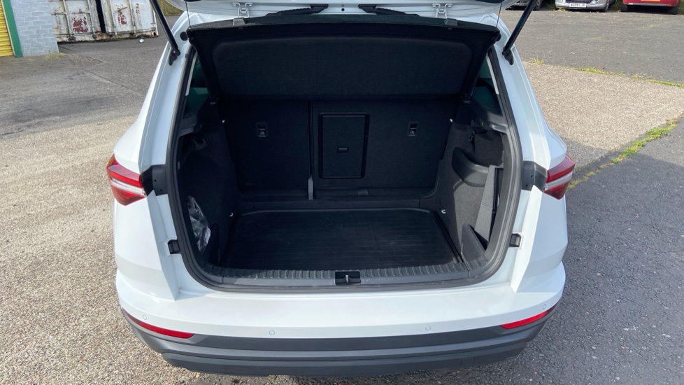 Skoda Karoq 1.0 TSI SE Drive 5dr Petrol Estate - Image 4