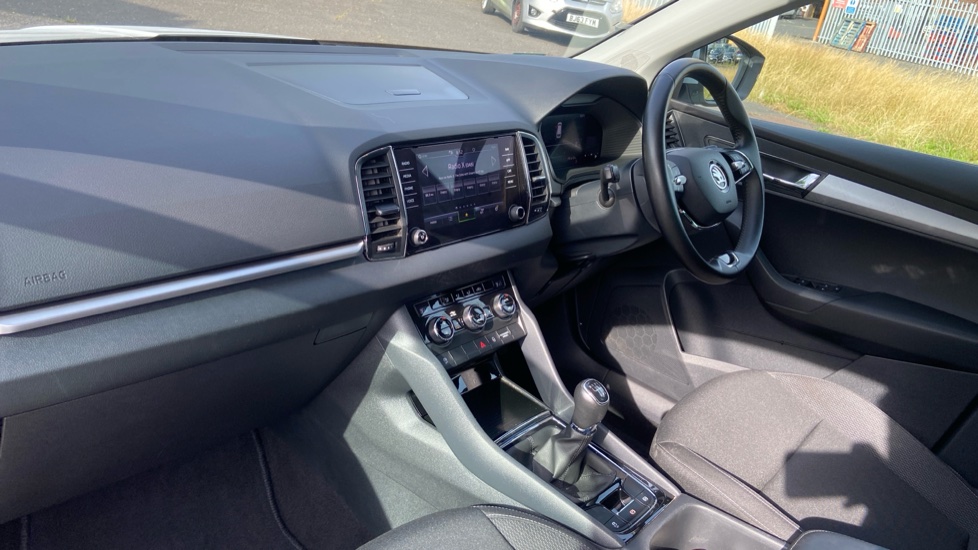 Skoda Karoq 1.0 TSI SE Drive 5dr Petrol Estate - Image 9