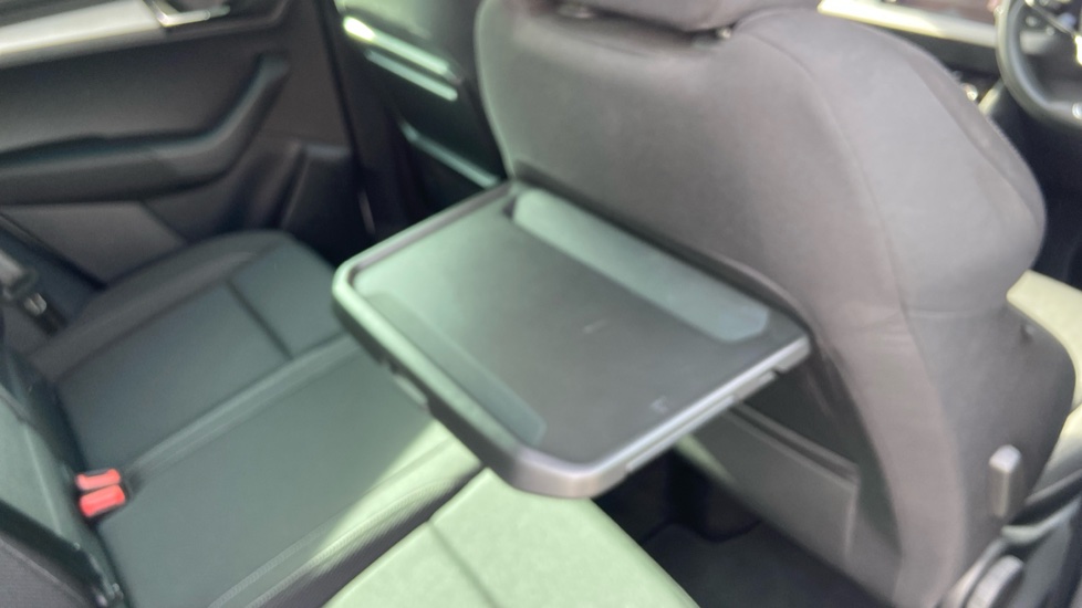 Skoda Karoq 1.0 TSI SE Drive 5dr Petrol Estate - Image 35