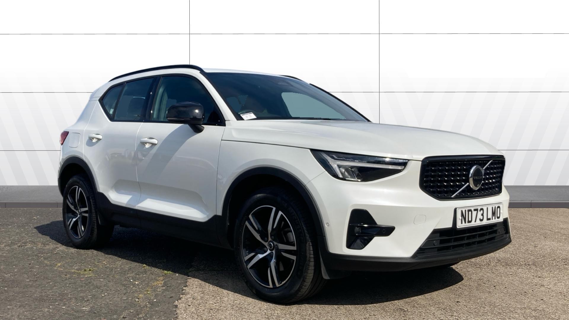 Volvo XC40 dealer public-web source image