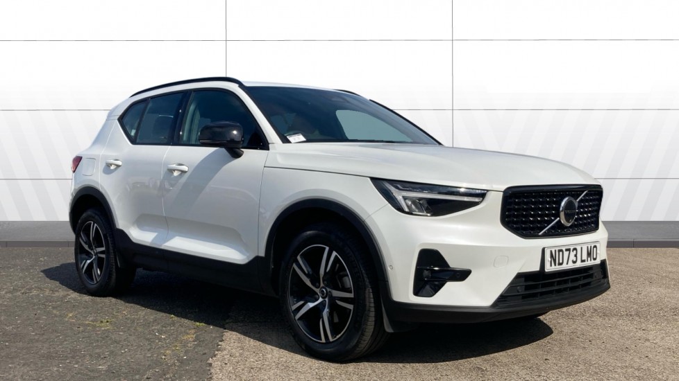 Volvo XC40 2.0 B3P Plus Dark 5dr Auto Petrol Estate - Image 1