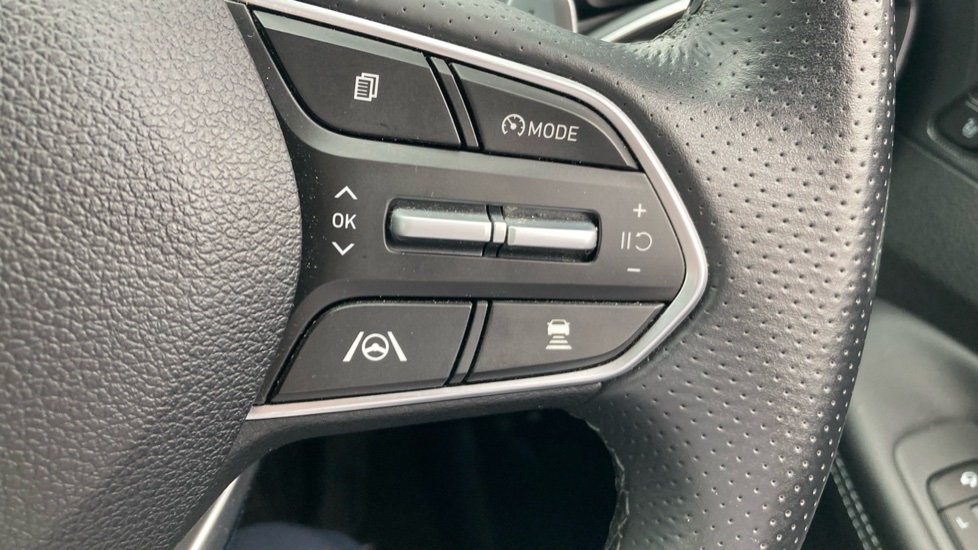 Hyundai SANTA FE 1.6 TGDi Plug-in Hybrid Ultimate 5dr 4WD Auto Estate - Image 27