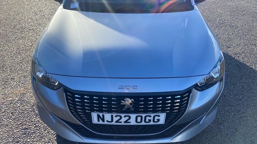Peugeot 208 1.2 PureTech 100 Allure Premium 5dr EAT8 Petrol Hatchback - Image 8
