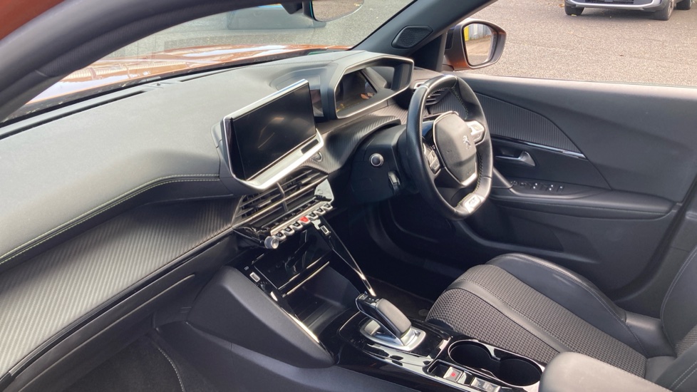 Peugeot 2008 100kW GT 50kWh 5dr Auto Electric Estate - Image 9