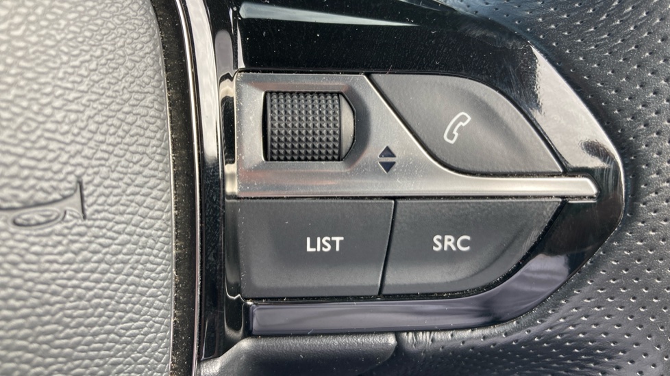 Peugeot 2008 100kW GT 50kWh 5dr Auto Electric Estate - Image 22