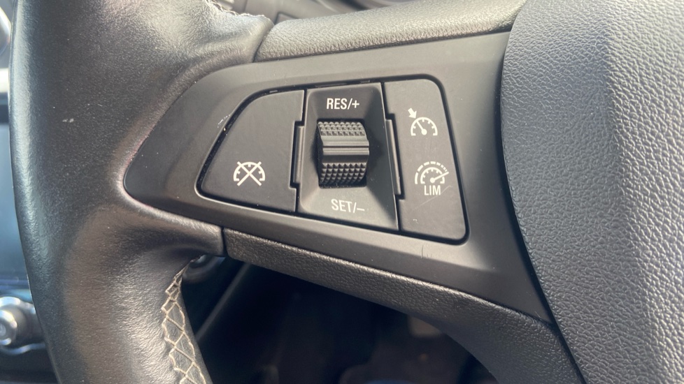 Vauxhall Corsa 1.4 [75] Griffin 5dr Petrol Hatchback - Image 28