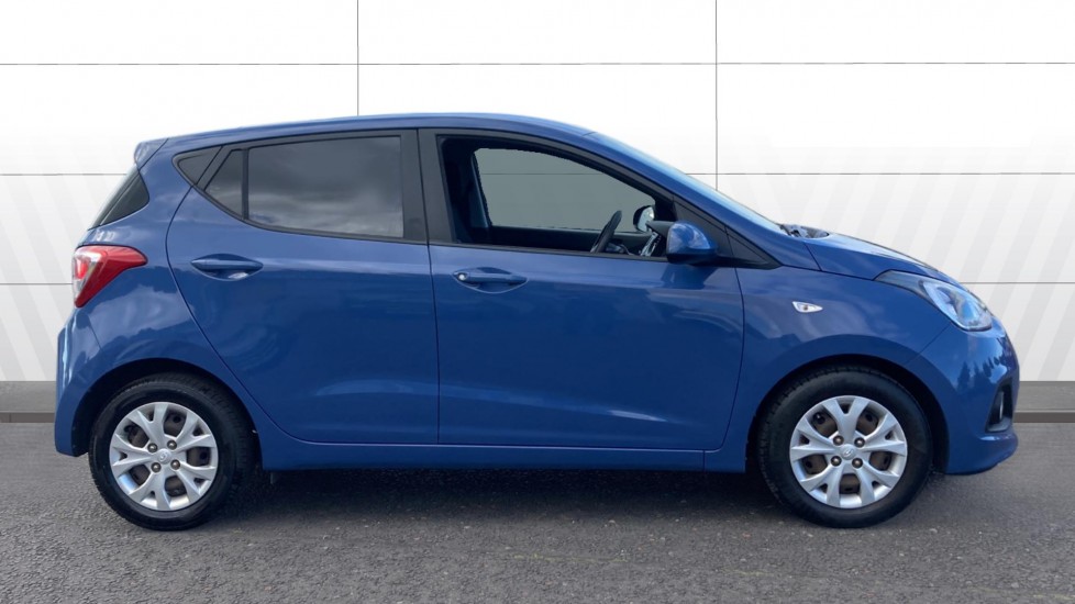 Hyundai i10 1.0 SE 5dr Petrol Hatchback - Image 5