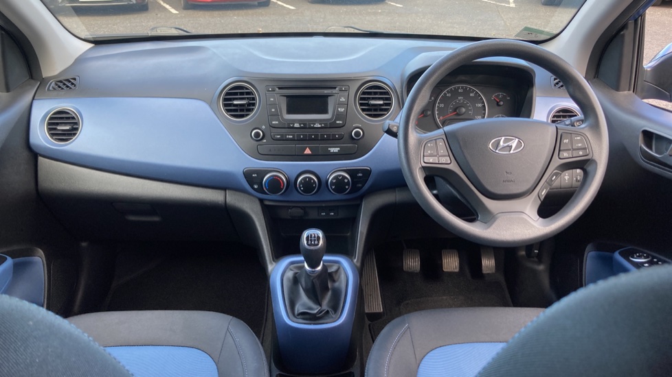 Hyundai i10 1.0 SE 5dr Petrol Hatchback - Image 10