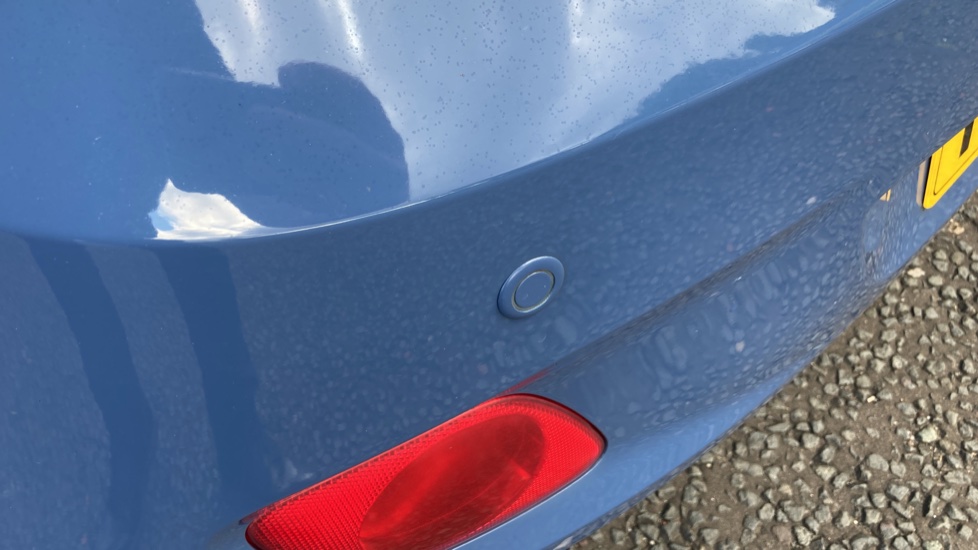 Hyundai i10 1.0 SE 5dr Petrol Hatchback - Image 23