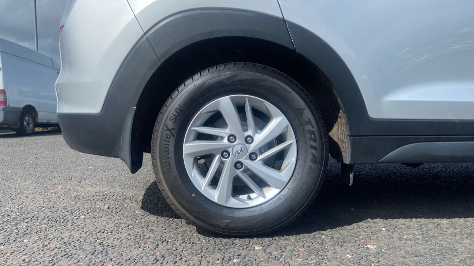 Hyundai TUCSON 1.6 GDi S Connect 5dr 2WD Petrol Estate - Image 7