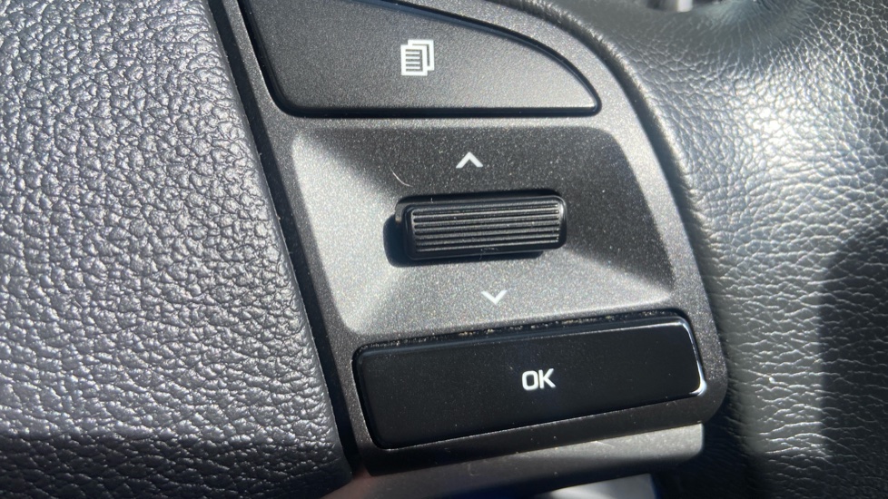 Hyundai TUCSON 1.6 GDi S Connect 5dr 2WD Petrol Estate - Image 22
