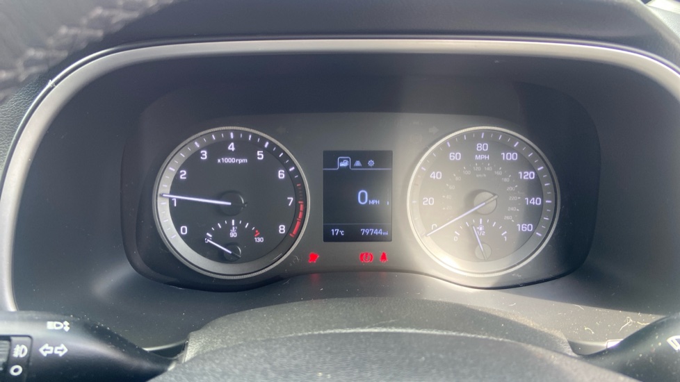 Hyundai TUCSON 1.6 GDi S Connect 5dr 2WD Petrol Estate - Image 25