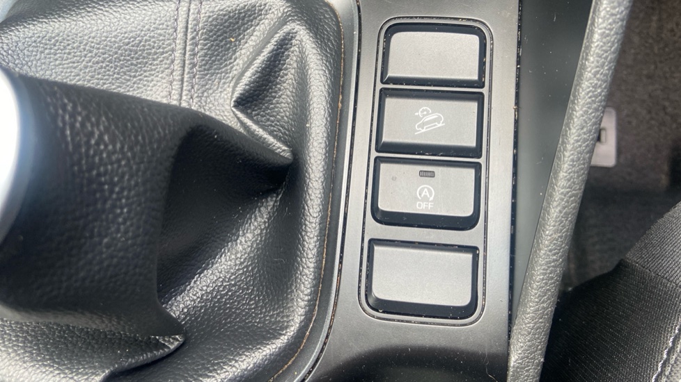 Hyundai TUCSON 1.6 GDi S Connect 5dr 2WD Petrol Estate - Image 29