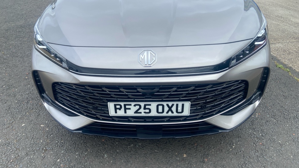 MG HS 1.5 T-GDI Trophy 5dr Petrol Hatchback - Image 8