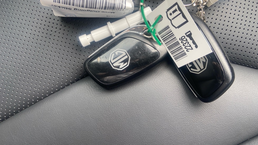 MG HS 1.5 T-GDI Trophy 5dr Petrol Hatchback - Image 20
