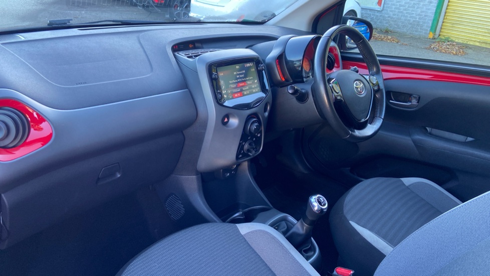 Toyota Aygo 1.0 VVT-i X-Play TSS 5dr Petrol Hatchback - Image 9