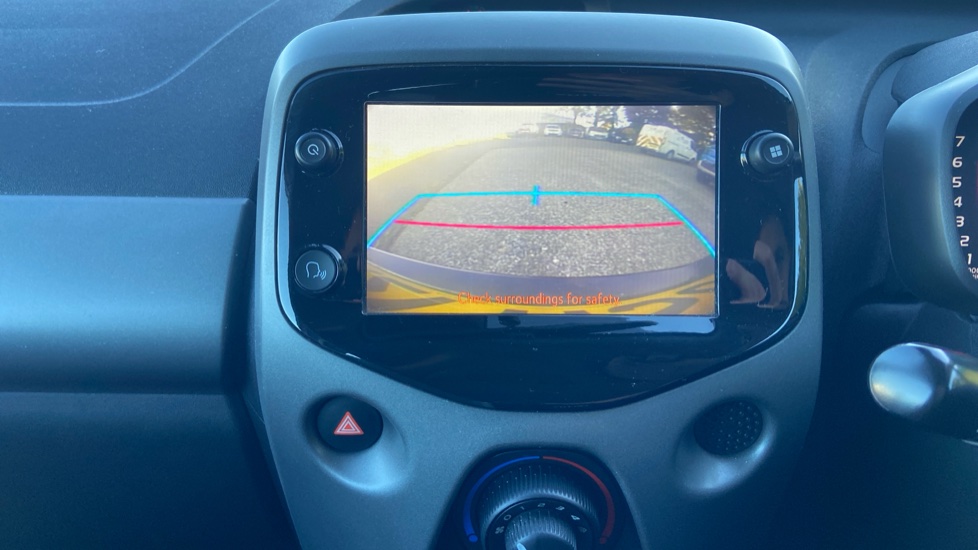 Toyota Aygo 1.0 VVT-i X-Play TSS 5dr Petrol Hatchback - Image 32