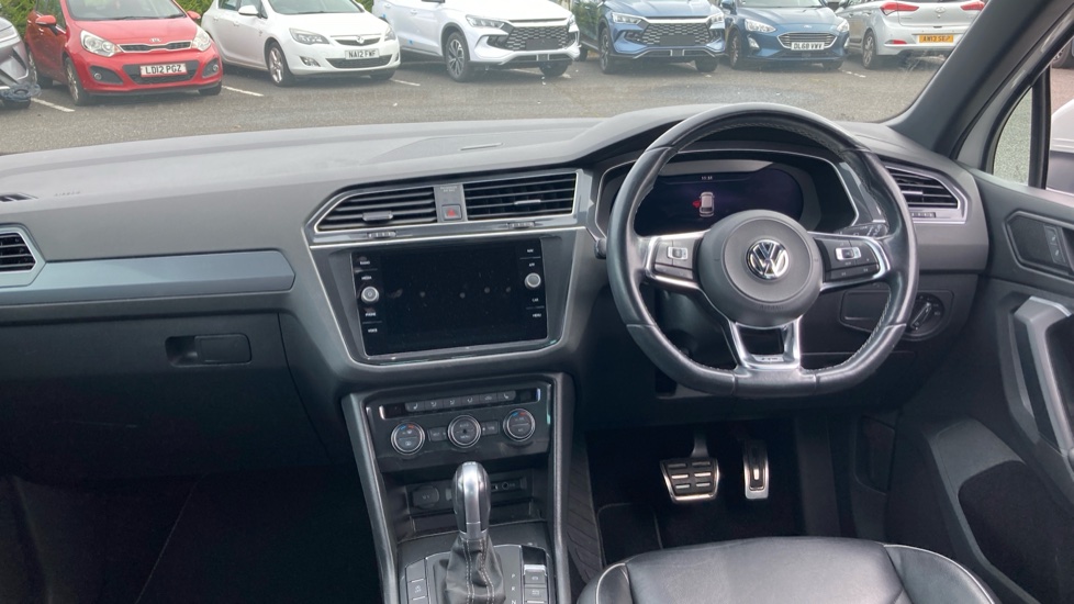 Volkswagen Tiguan 2.0 TDi 150 4Motion R-Line 5dr DSG Diesel Estate - Image 10