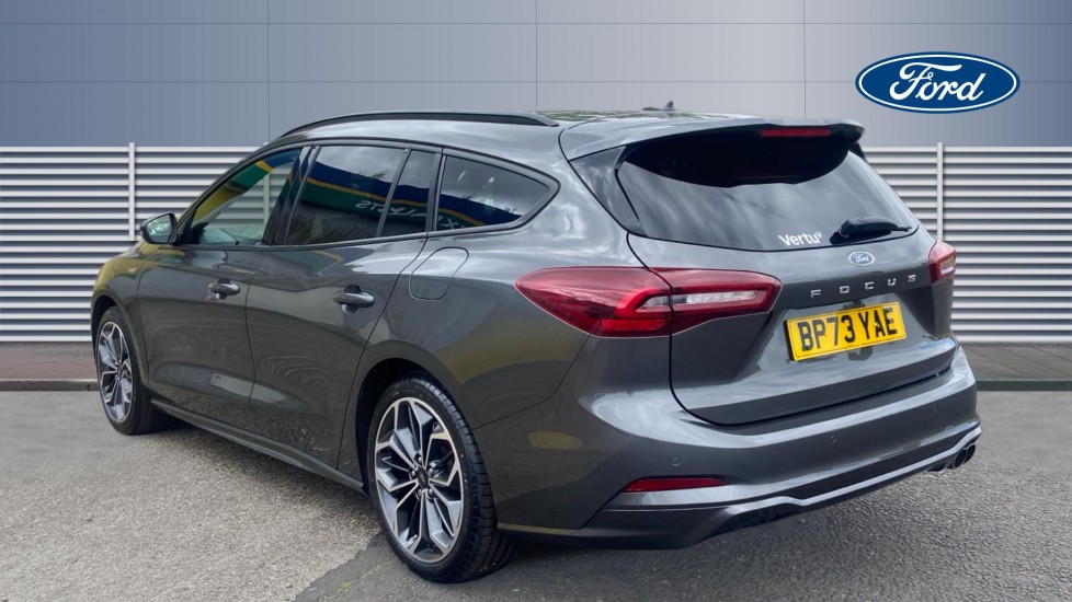 Ford Focus 1.0 EcoBoost Hybrid mHEV ST-Line X 5dr Petrol Estate - Image 2