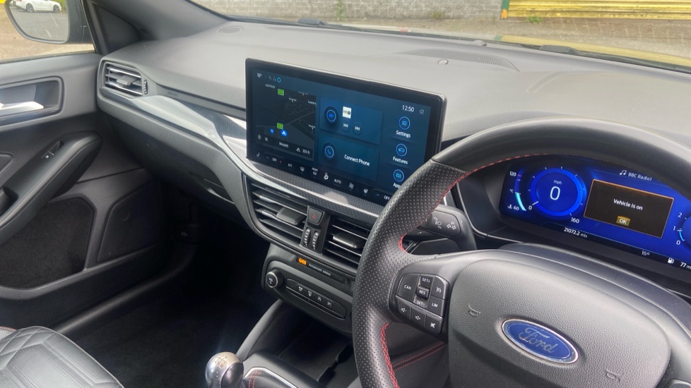 Ford Focus 1.0 EcoBoost Hybrid mHEV ST-Line X 5dr Petrol Estate - Image 14