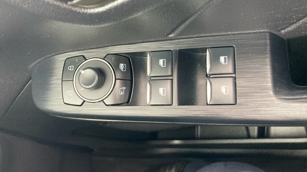 Ford Kuga 1.5 EcoBoost Titanium 5dr Petrol Estate - Image 30