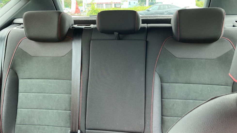 SEAT Ateca 1.5 TSI EVO FR [EZ] 5dr DSG Petrol Estate - Image 15