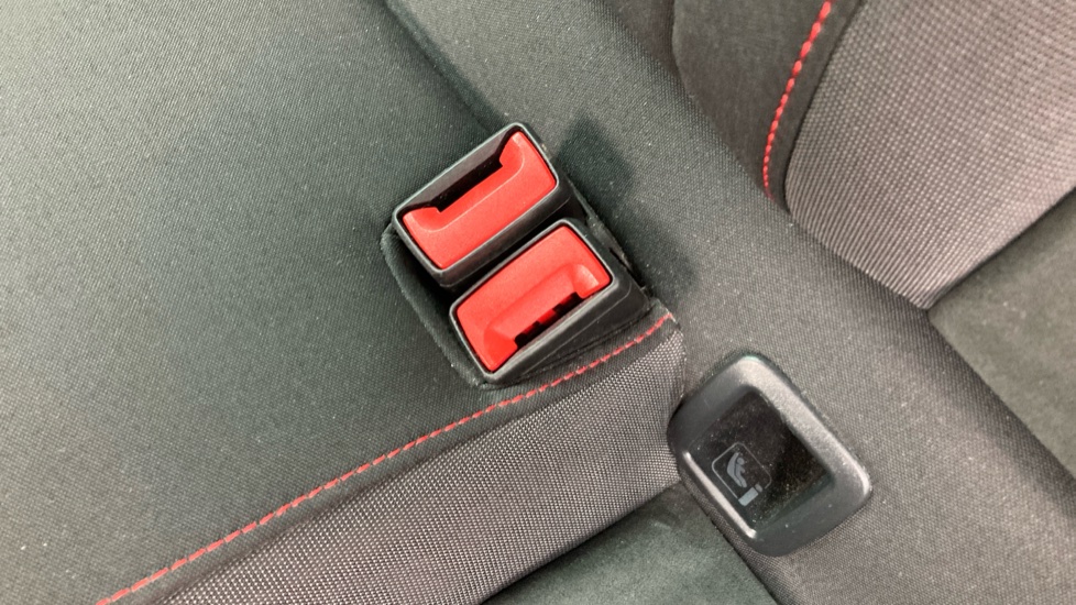SEAT Ateca 1.5 TSI EVO FR [EZ] 5dr DSG Petrol Estate - Image 17