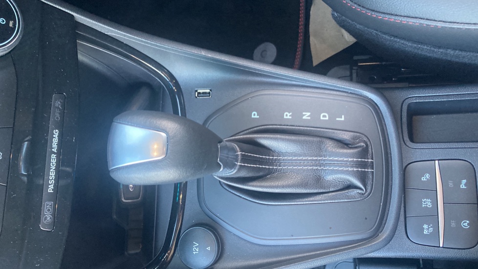 Ford Puma 1.0 EcoBoost Hybrid mHEV ST-Line X 5dr DCT Petrol Hatchback - Image 13