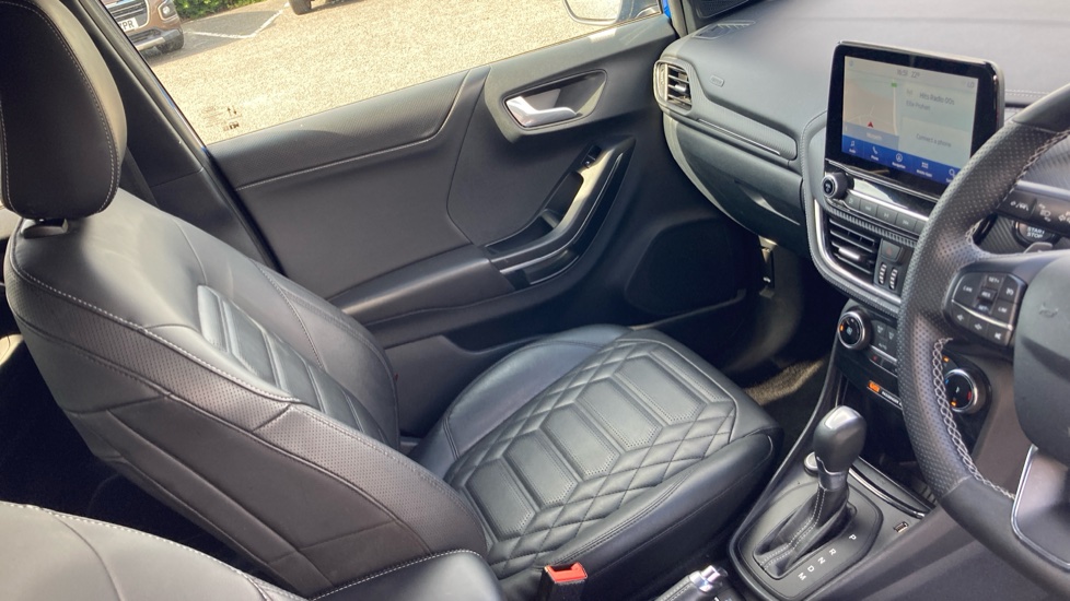 Ford Puma 1.0 EcoBoost Hybr mHEV 155 ST-Line Vignale 5dr DCT Petrol Hatchback - Image 14