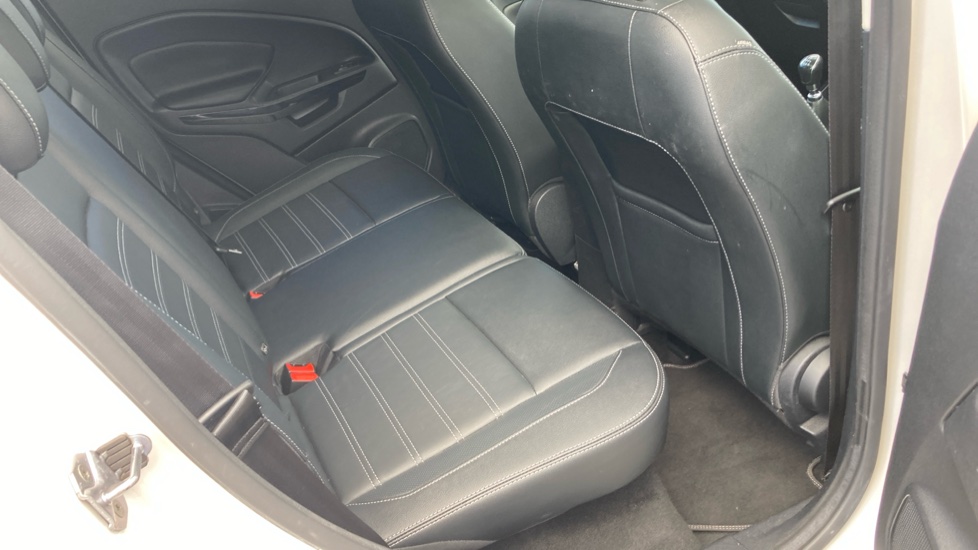 Ford EcoSport 1.5 TDCi Titanium 5dr Diesel Hatchback - Image 16