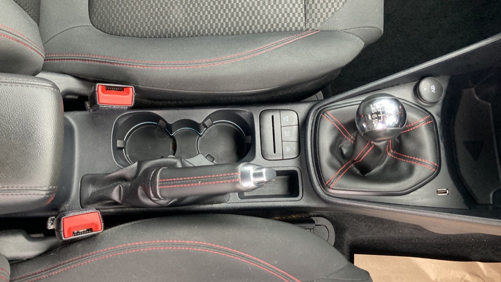 Ford Fiesta 1.0 EcoBoost 95 ST-Line Edition 5dr Petrol Hatchback - Image 19