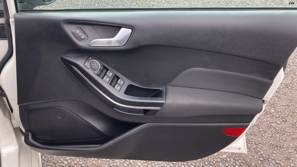 Ford Fiesta 1.0 EcoBoost 95 ST-Line Edition 5dr Petrol Hatchback - Image 25