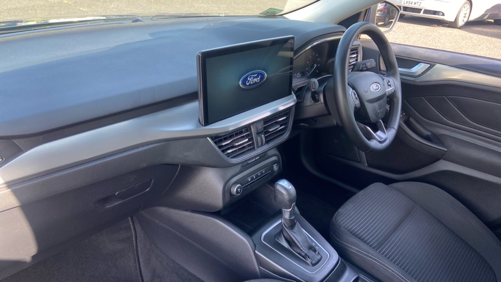 Ford Focus 1.0 EcoBoost Hybrid mHEV Titanium 5dr Auto Petrol Estate - Image 9