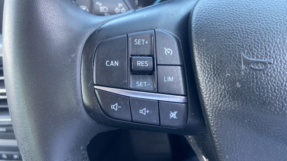 Ford Focus 1.0 EcoBoost Hybrid mHEV Titanium 5dr Auto Petrol Estate - Image 26