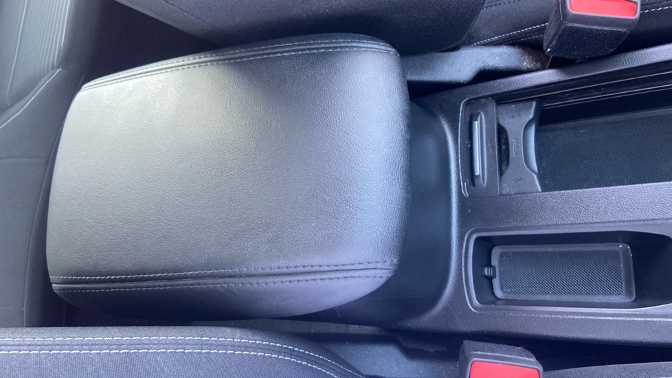 Ford Focus 1.0 EcoBoost Hybrid mHEV Titanium 5dr Auto Petrol Estate - Image 29