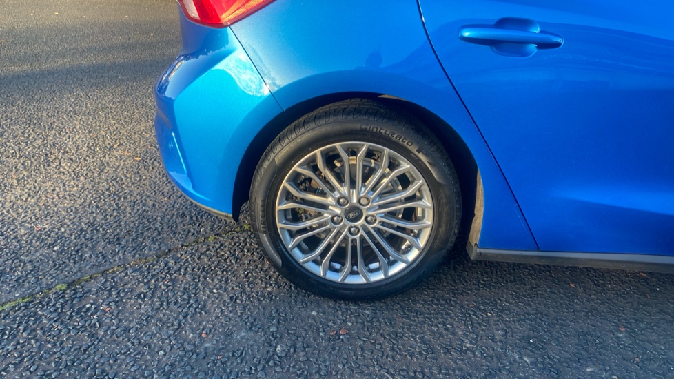 Ford Focus 1.5 EcoBoost 150 Titanium X 5dr Auto Petrol Hatchback - Image 23
