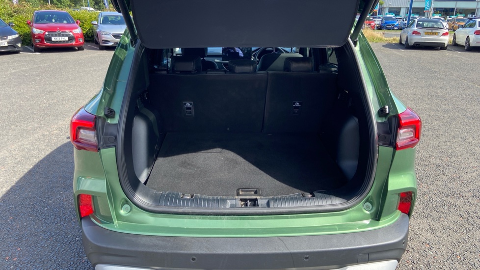 Ford Kuga 2.5 FHEV Active 5dr CVT Hybrid Estate - Image 4