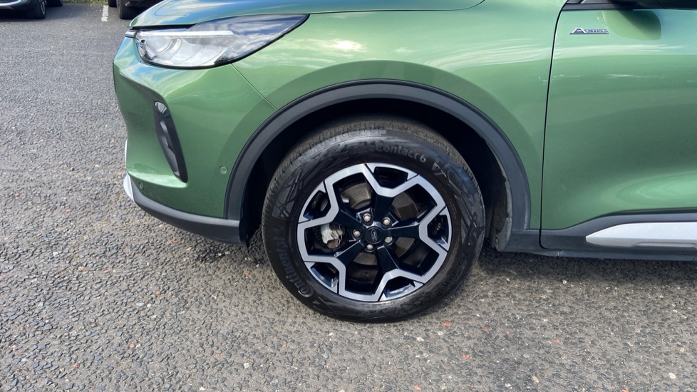 Ford Kuga 2.5 FHEV Active 5dr CVT Hybrid Estate - Image 21