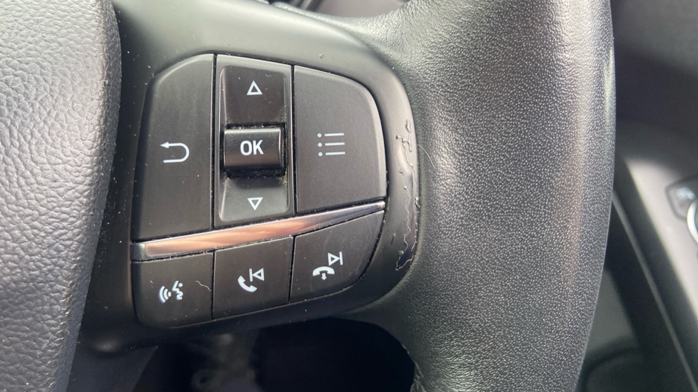 Ford Focus 1.0 EcoBoost 125 Active 5dr Petrol Hatchback - Image 22