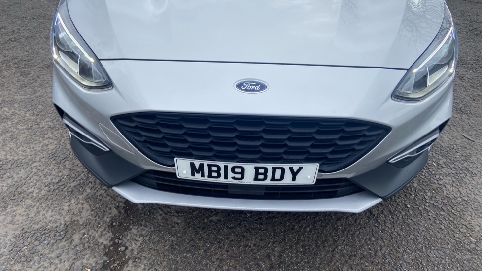 Ford Focus 1.0 EcoBoost 125 Active 5dr Petrol Hatchback - Image 41