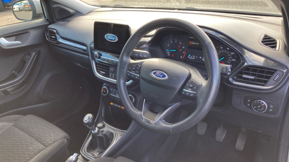 Ford Puma 1.0 EcoBoost Hybrid mHEV Titanium 5dr Petrol Hatchback - Image 11