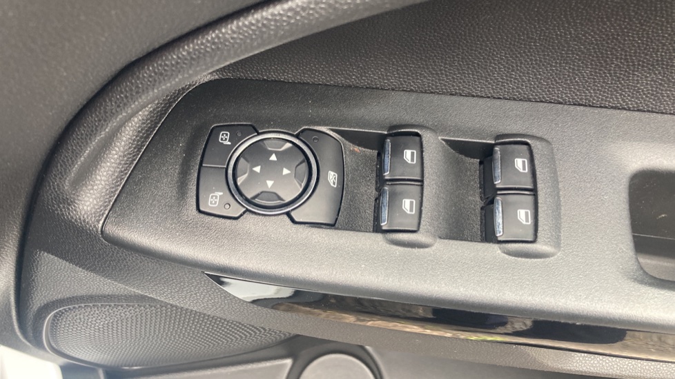 Ford EcoSport 1.0 EcoBoost 125 Active 5dr Petrol Hatchback - Image 27