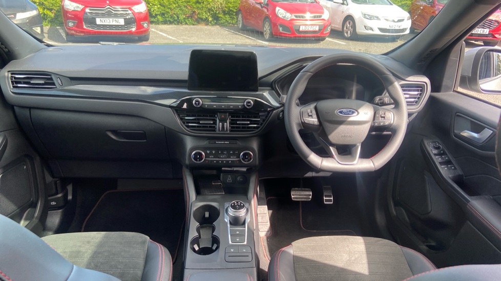 Ford Kuga 2.5 FHEV ST-Line X Edition 5dr CVT Hybrid Estate - Image 10