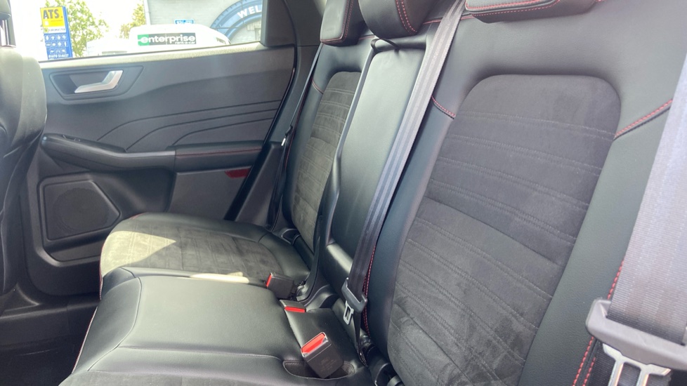 Ford Kuga 2.5 FHEV ST-Line X Edition 5dr CVT Hybrid Estate - Image 16