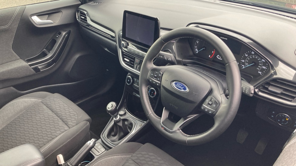 Ford Puma 1.0 EcoBoost Hybrid mHEV Titanium 5dr Petrol Hatchback - Image 11