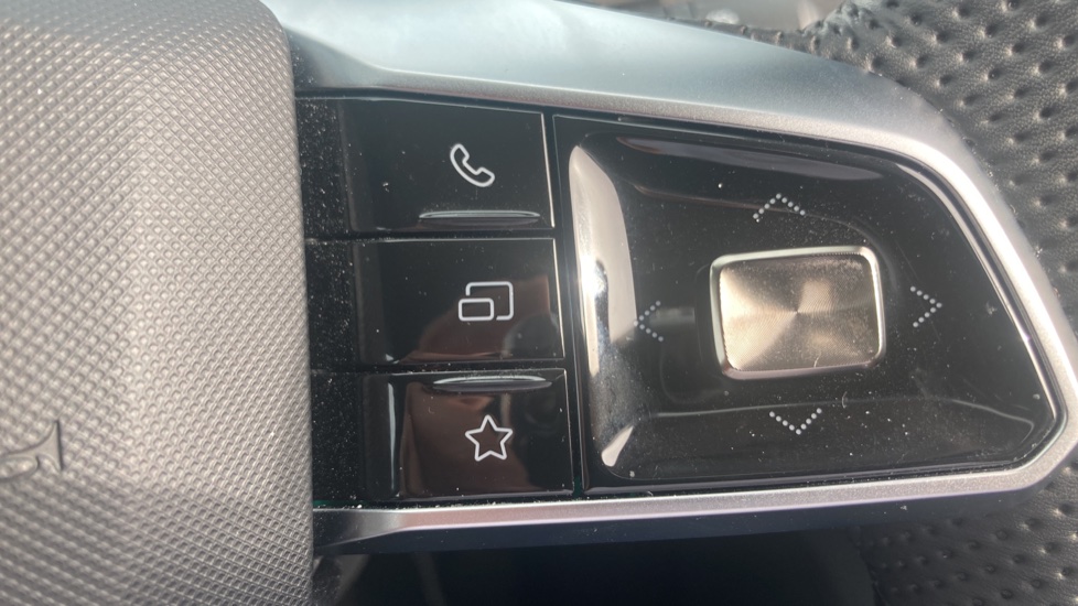 MG ZS 1.5 Hybrid+ SE 5dr Auto Hybrid Hatchback - Image 22