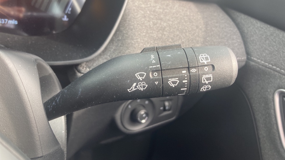 MG ZS 1.5 Hybrid+ SE 5dr Auto Hybrid Hatchback - Image 24