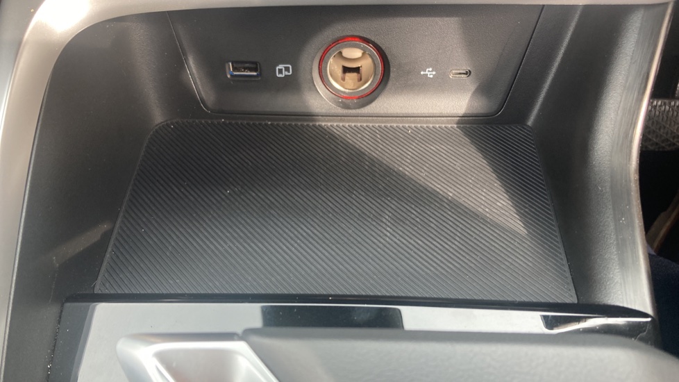 MG ZS 1.5 Hybrid+ SE 5dr Auto Hybrid Hatchback - Image 32